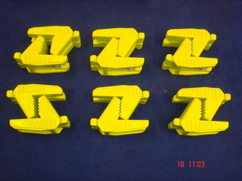 6 Pairs Spear & Jackson Bricklayers Line Corner Block Rubber Brick Green