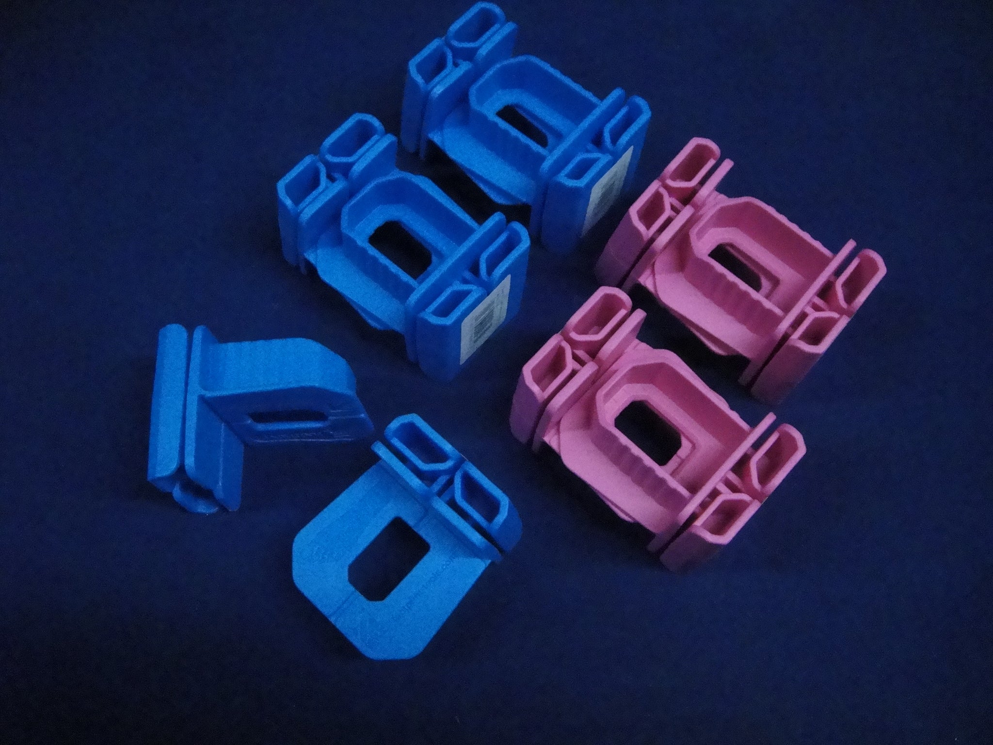 Footprint Blue & Pink Line Corner Brick Blocks Bricklayers