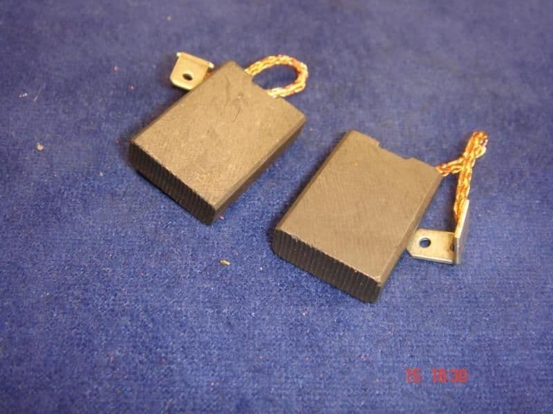 Flex Carbon Brushes LK2004 C